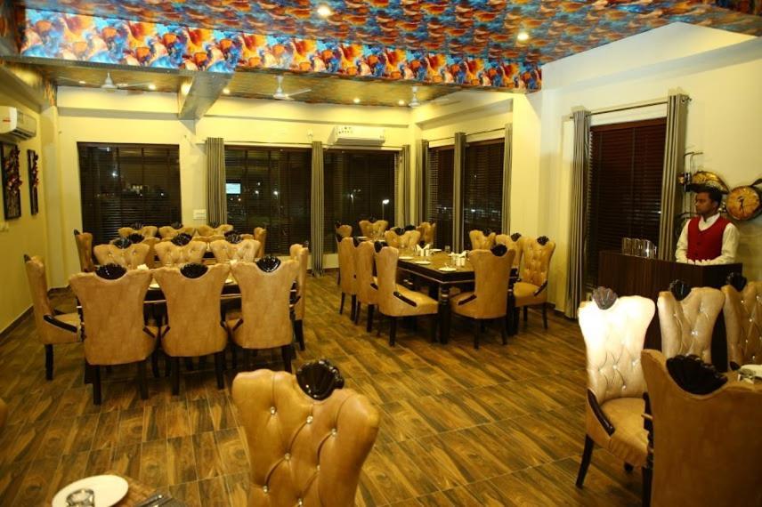 Anandan Citrine Vrindāvan Exterior foto