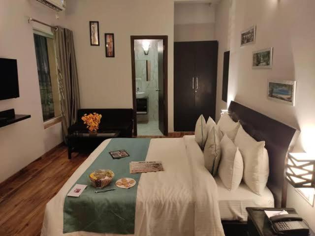 Anandan Citrine Vrindāvan Exterior foto